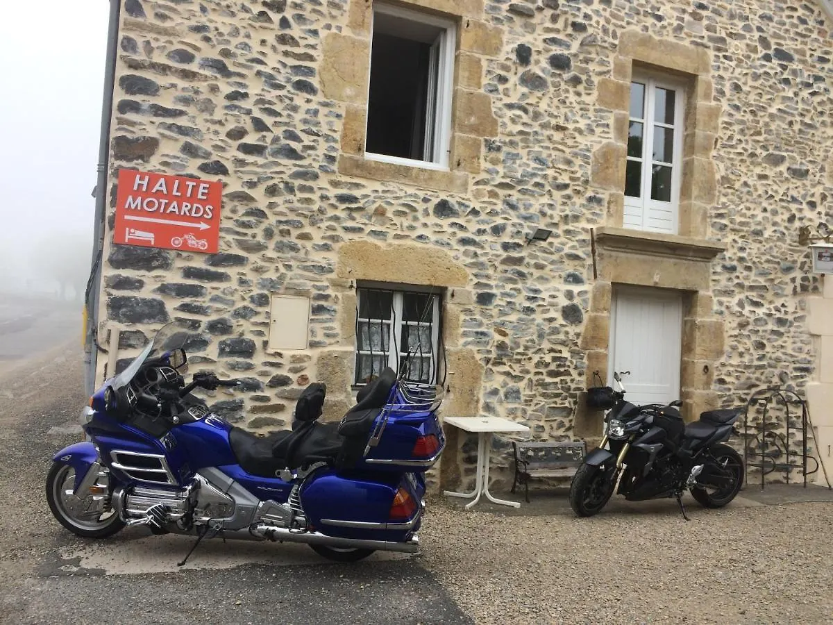 Bed & Breakfast Aux Portes D'Aubrac Studio 2 Personnes Condom-d'Aubrac France